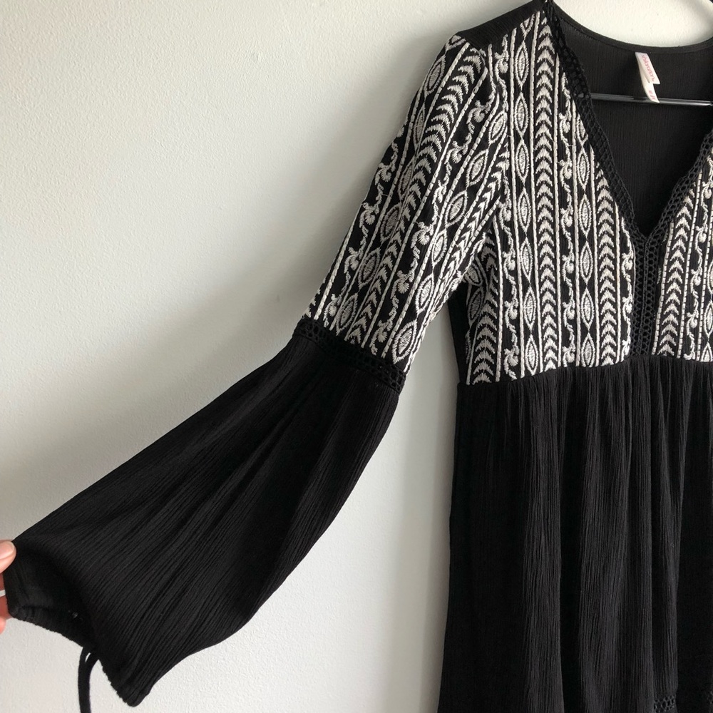 Xhilaration Sundress Black - Picture 3 of 6